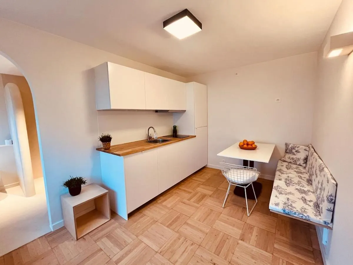 Studio Ayanne location
